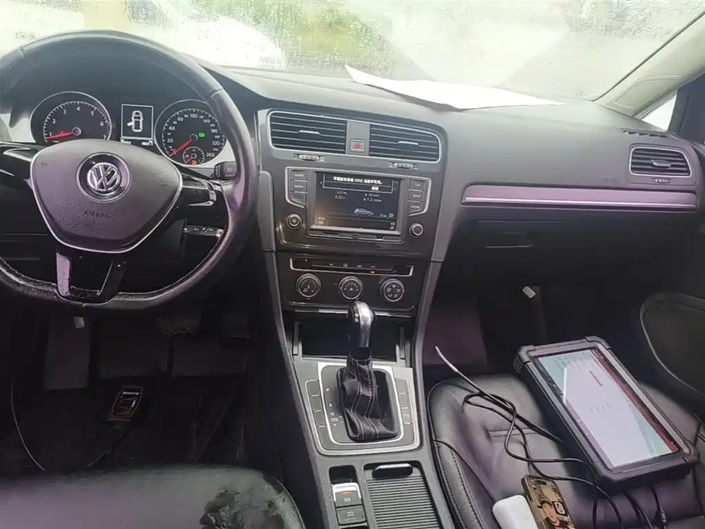 Volkswagen Golf 2017 — фото 13