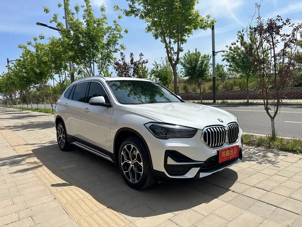 BMW X1 2022 — фото 3