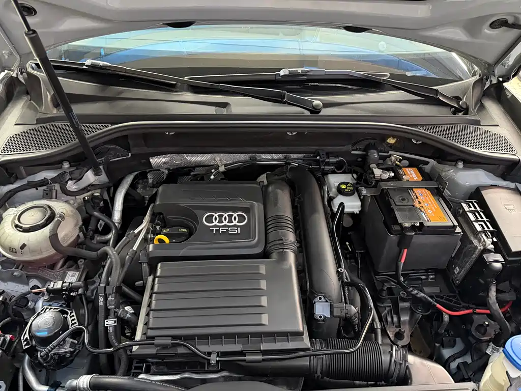 Audi Q2L 2022 — фото 22