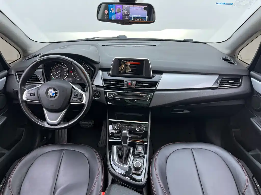 BMW 2 Series Active Tourer 2016 — фото 23