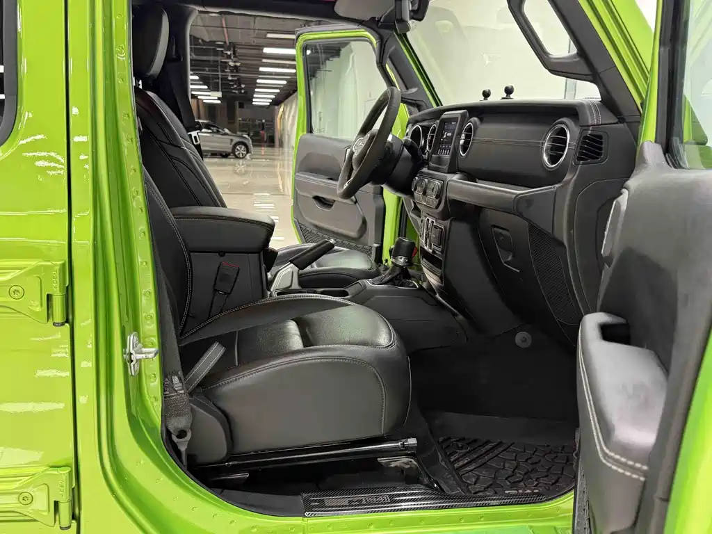 Jeep Wrangler 2019 — фото 15