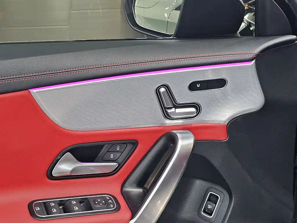 Mercedes-Benz A-Class AMG 2023 — фото 9