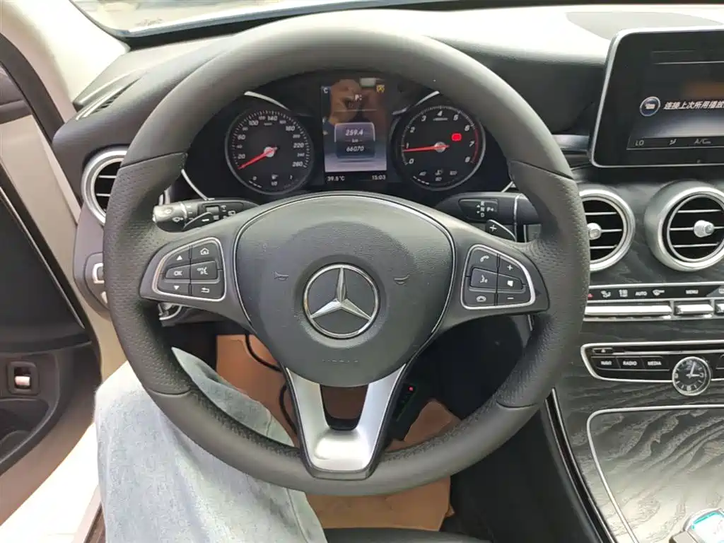Mercedes-Benz C-Class 2016 — фото 11