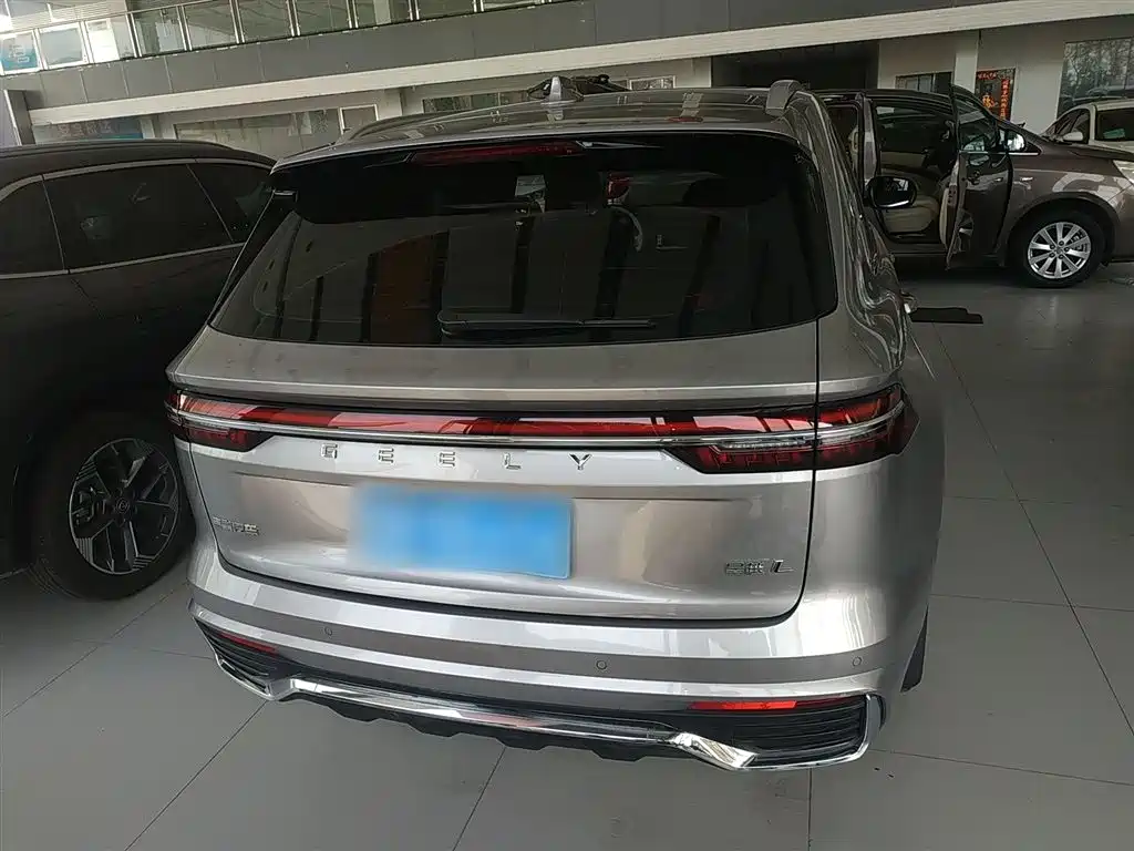 Geely Xingyue L 2023 — фото 4
