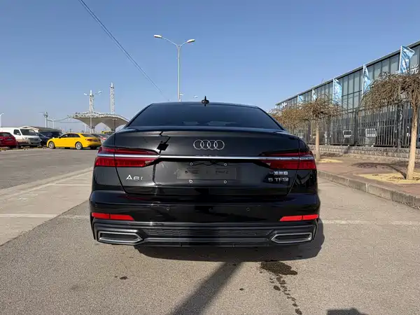 Audi A6L 2022
