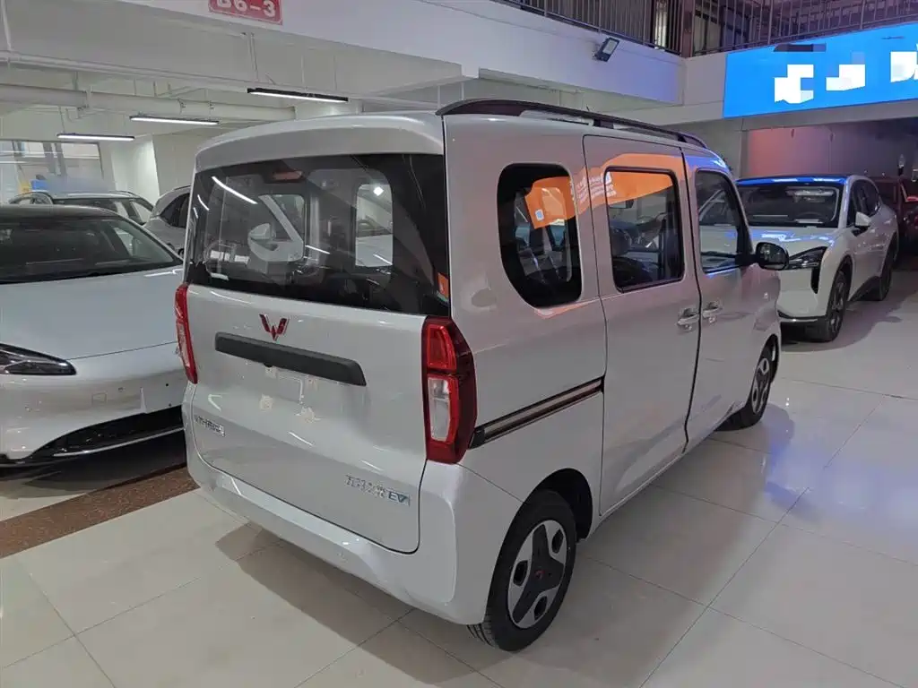 Wuling Zhiguang EV 2025 — фото 5