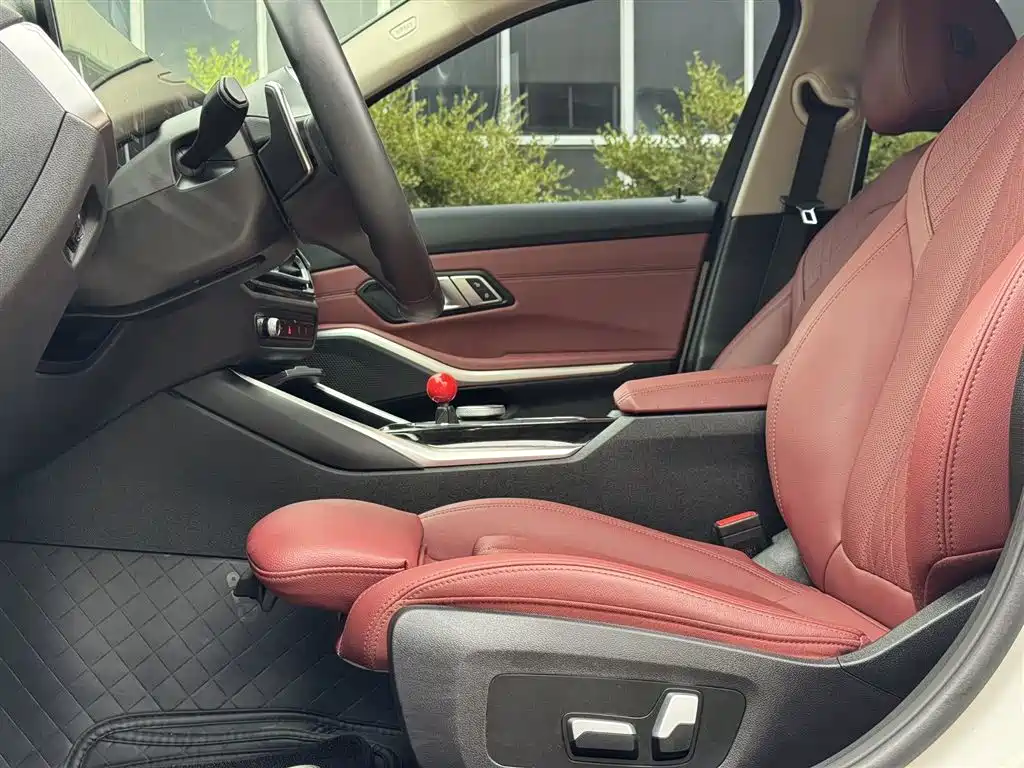 BMW 3 Series 2023