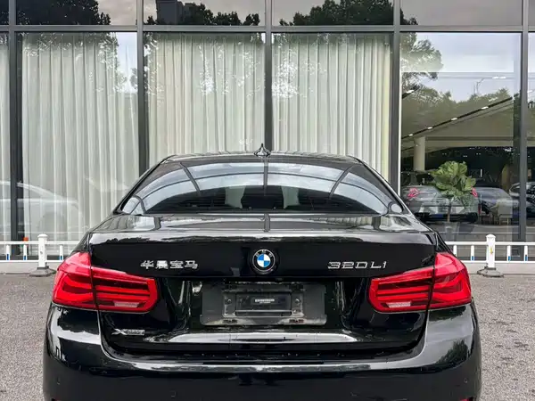 BMW 3 Series 2019