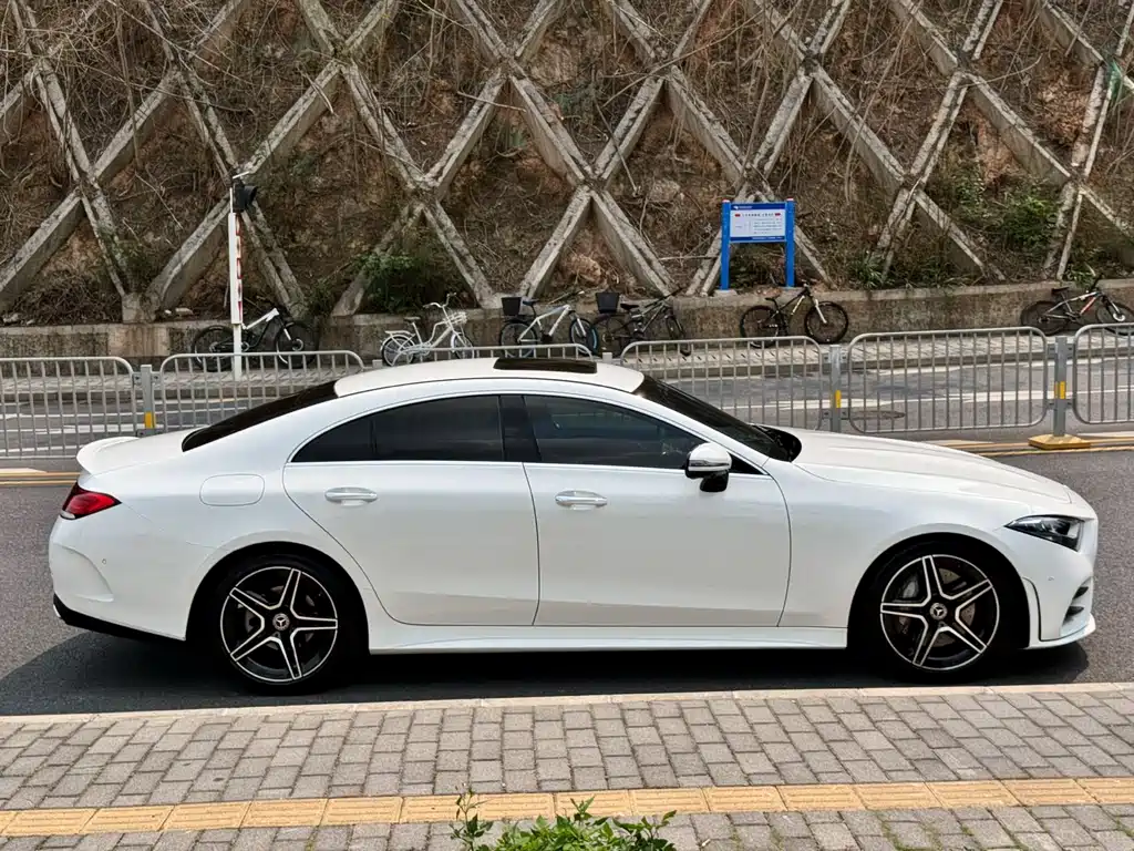 Mercedes-Benz CLS 2021 — фото 4