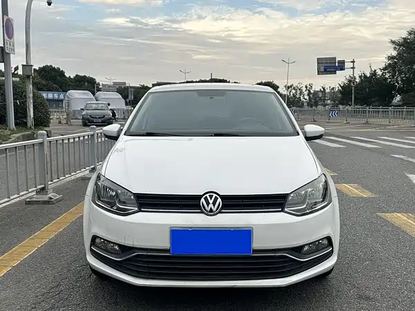 Volkswagen Polo 2014