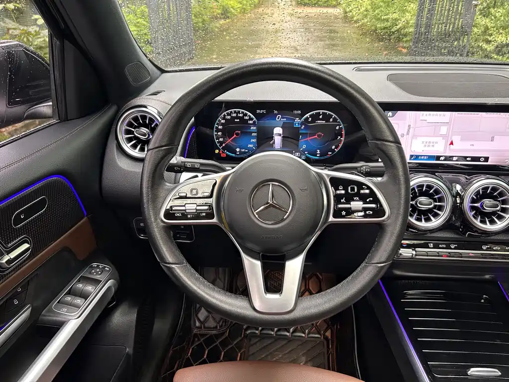 Mercedes-Benz GLB 2023 — фото 10