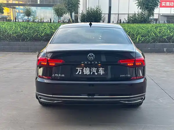Volkswagen Passat 2021
