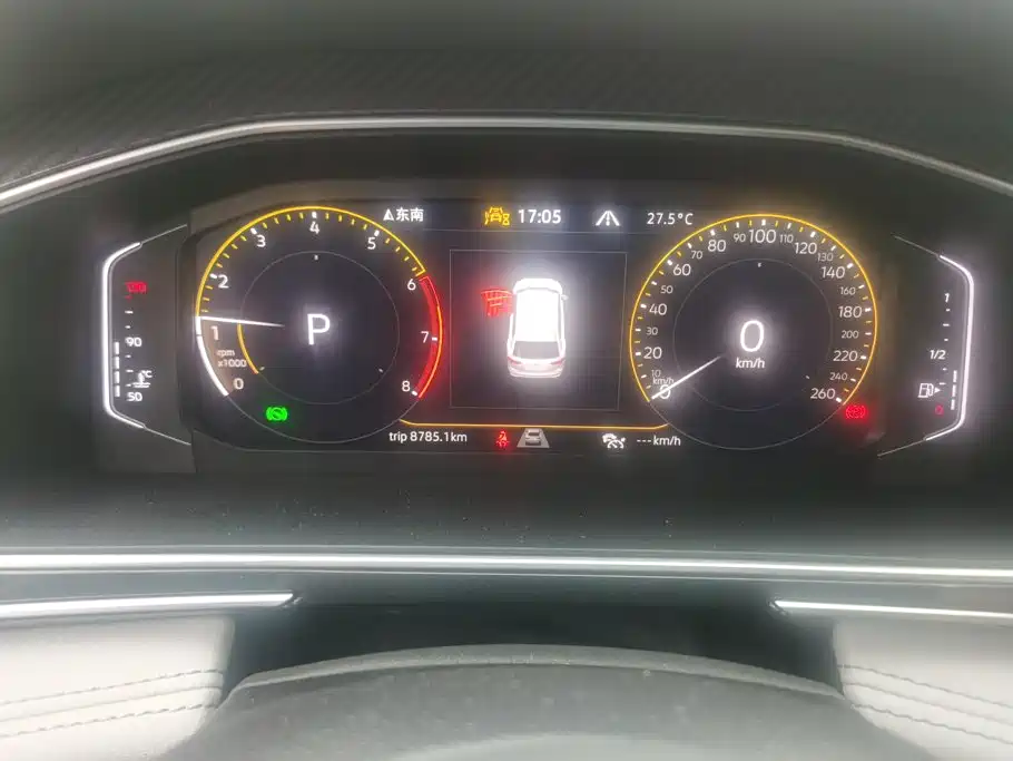 Volkswagen Tiguan L 2023 — фото 14