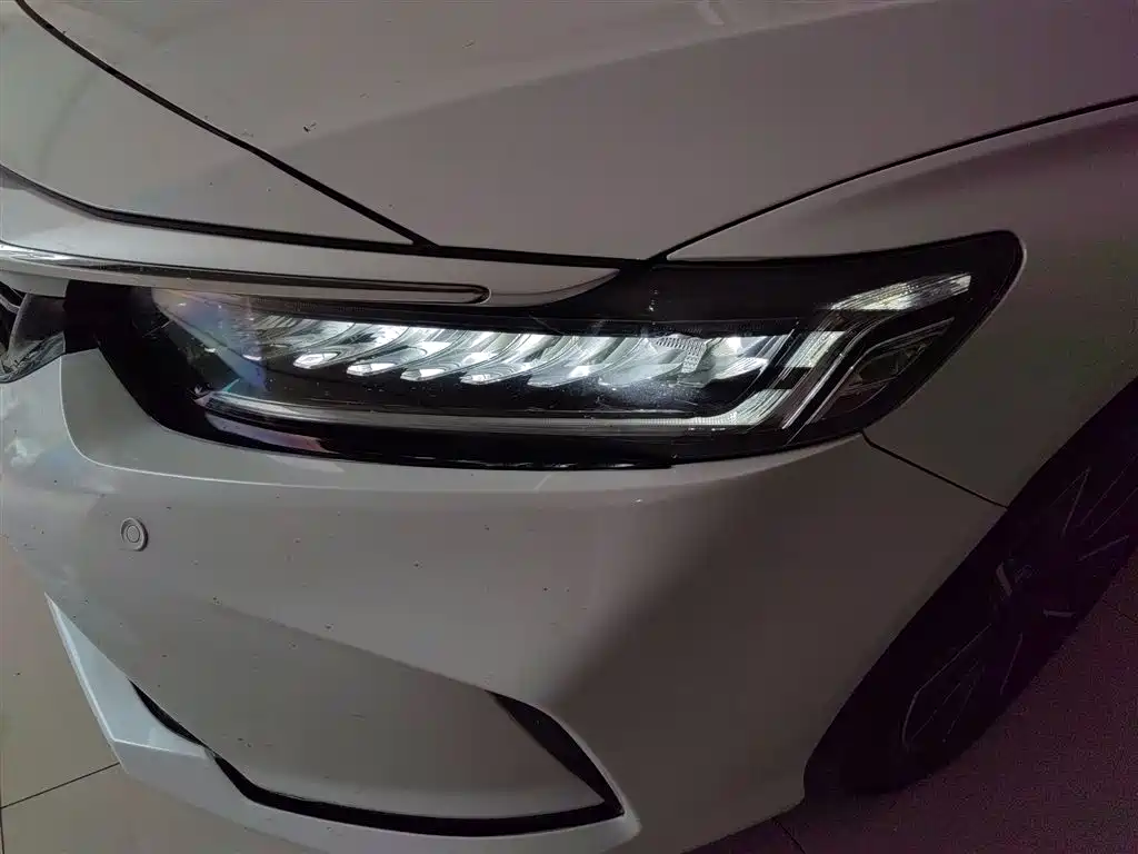 Honda Inspire 2022 — фото 24