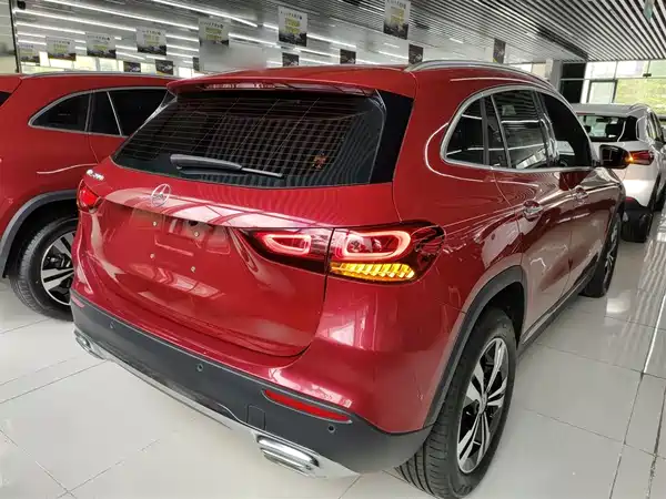 Mercedes-Benz GLA 2020