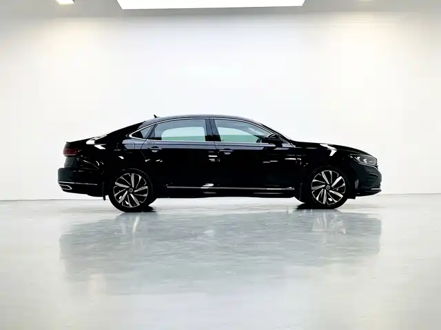 Volkswagen Passat 2022 — фото 8