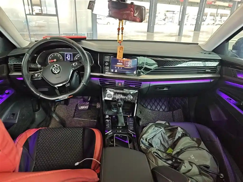 Volkswagen Passat 2019 — фото 10