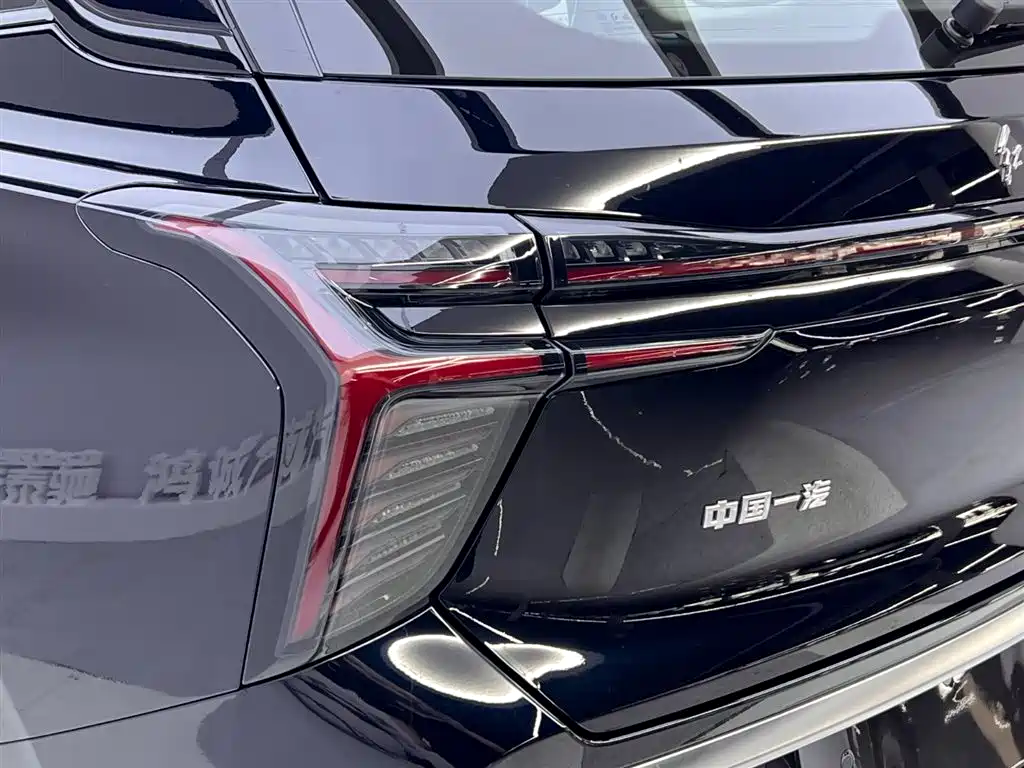 Hongqi HS3 PHEV 2026 — фото 11