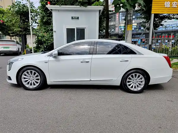 Cadillac XTS 2018