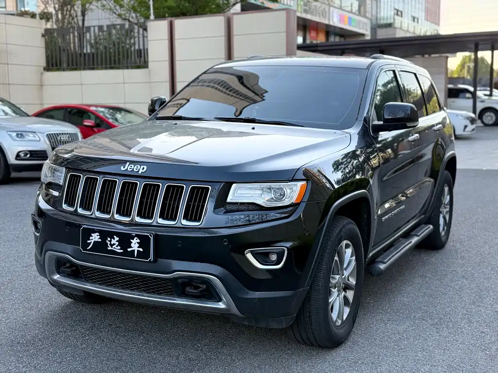 Jeep Grand Cherokee 2016 — фото 1