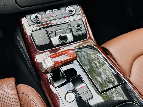 Audi A8 2013