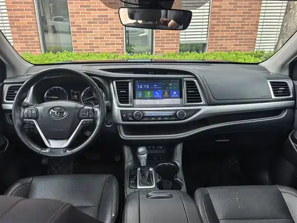 Toyota Highlander 2018