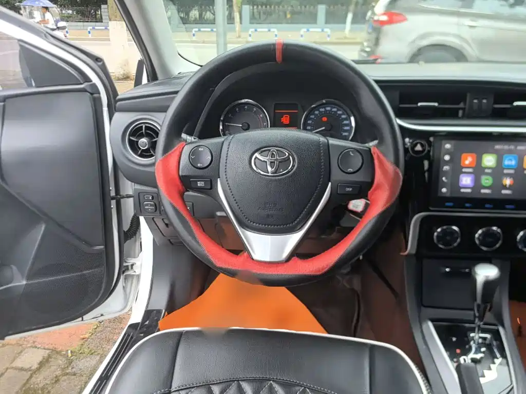 Toyota Corolla 2017 — фото 11