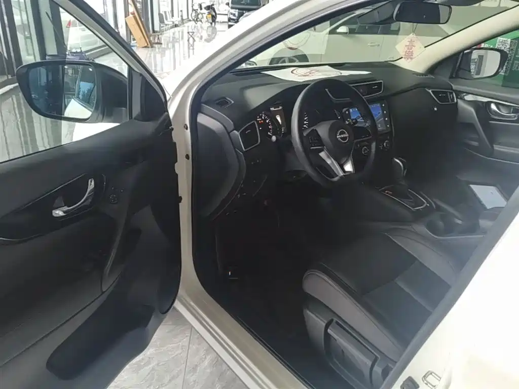 Nissan Qashqai 2023 — фото 16