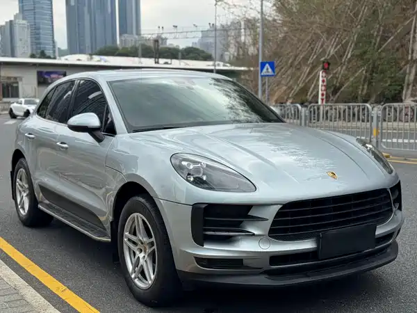 Porsche Macan 2020
