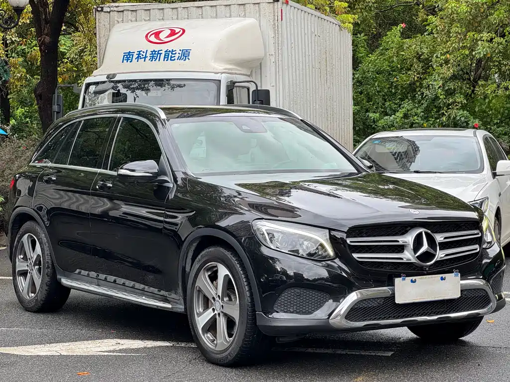 Mercedes-Benz GLC 2016 — фото 3