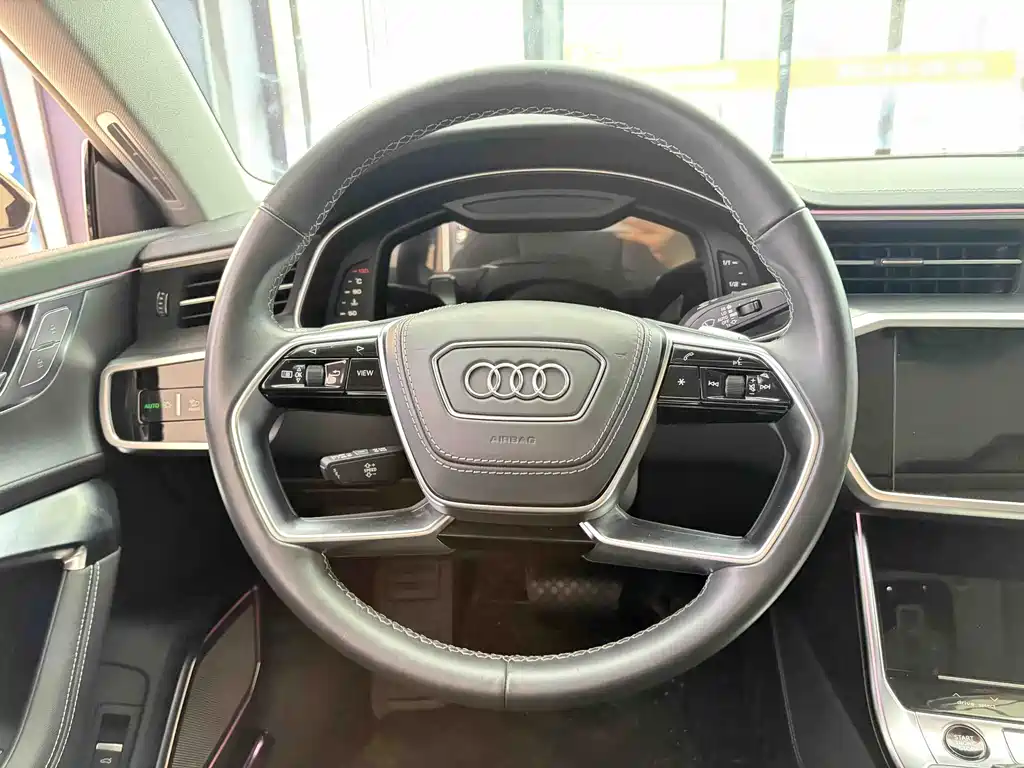 Audi A7L 2024 — фото 8