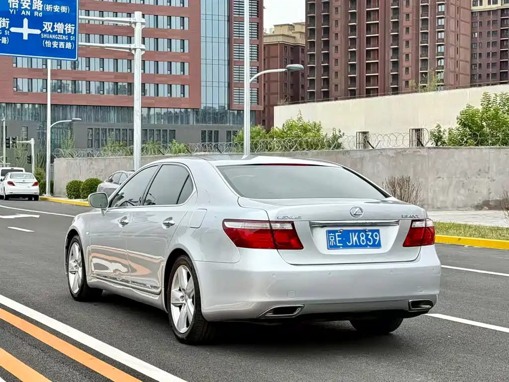 Lexus LS 2007 — фото 7
