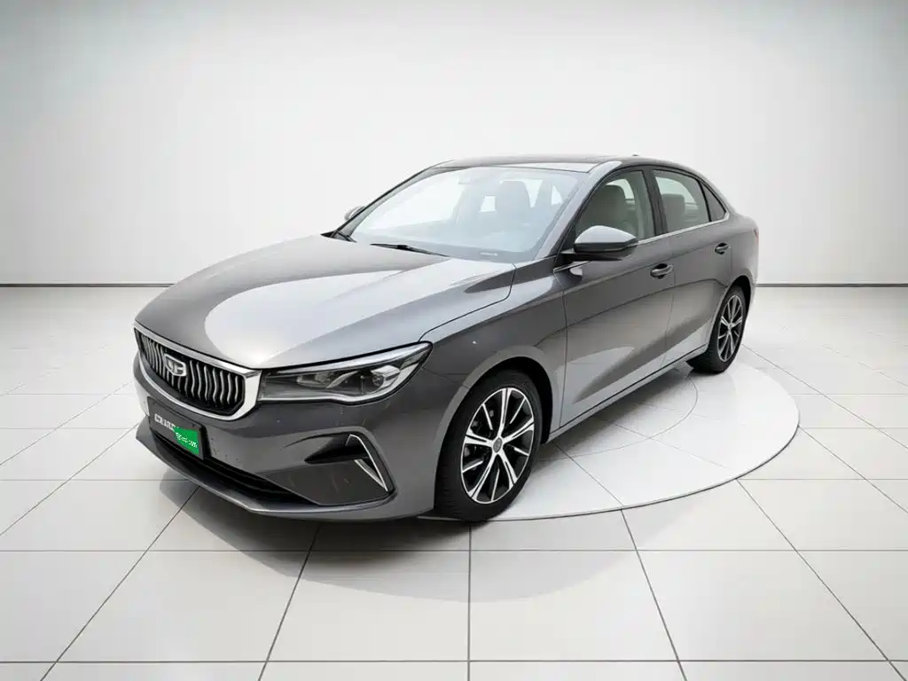 Geely Emgrand 2022 — фото 1