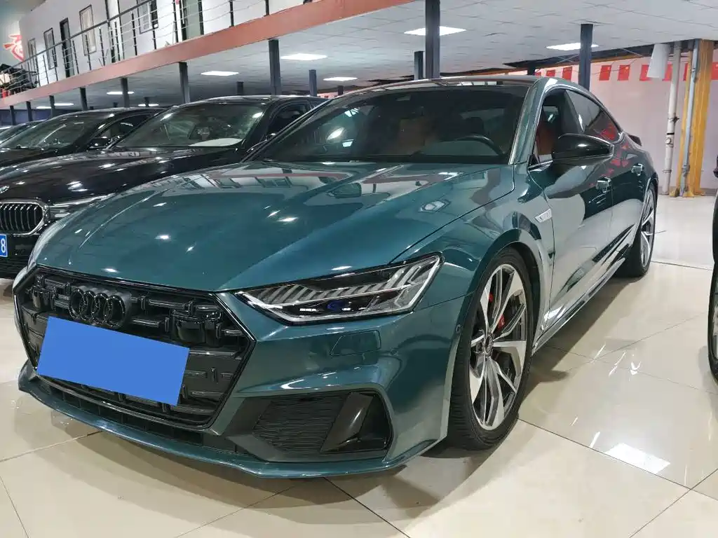 Audi A7L 2022