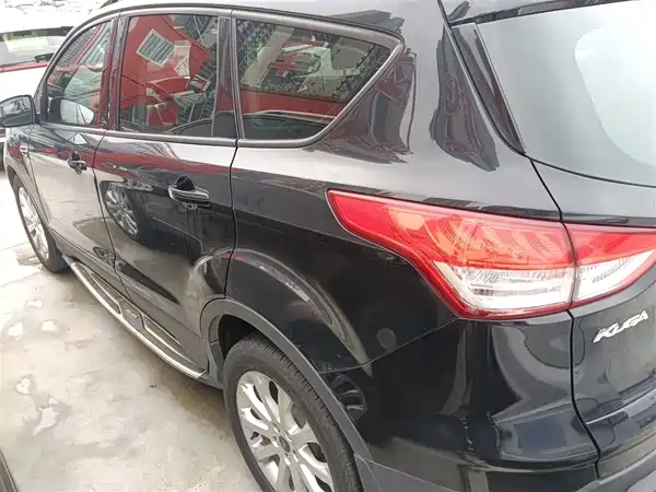 Ford Kuga 2015