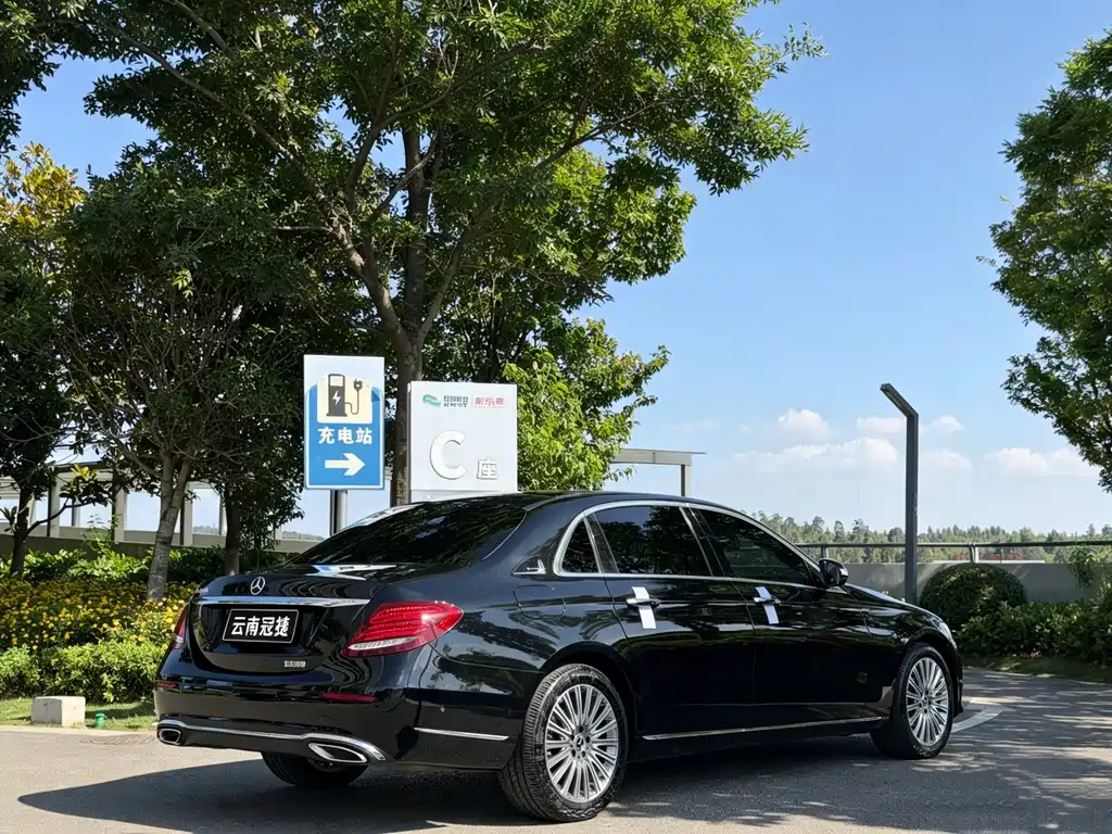 Mercedes-Benz E-Class 2020 — фото 7
