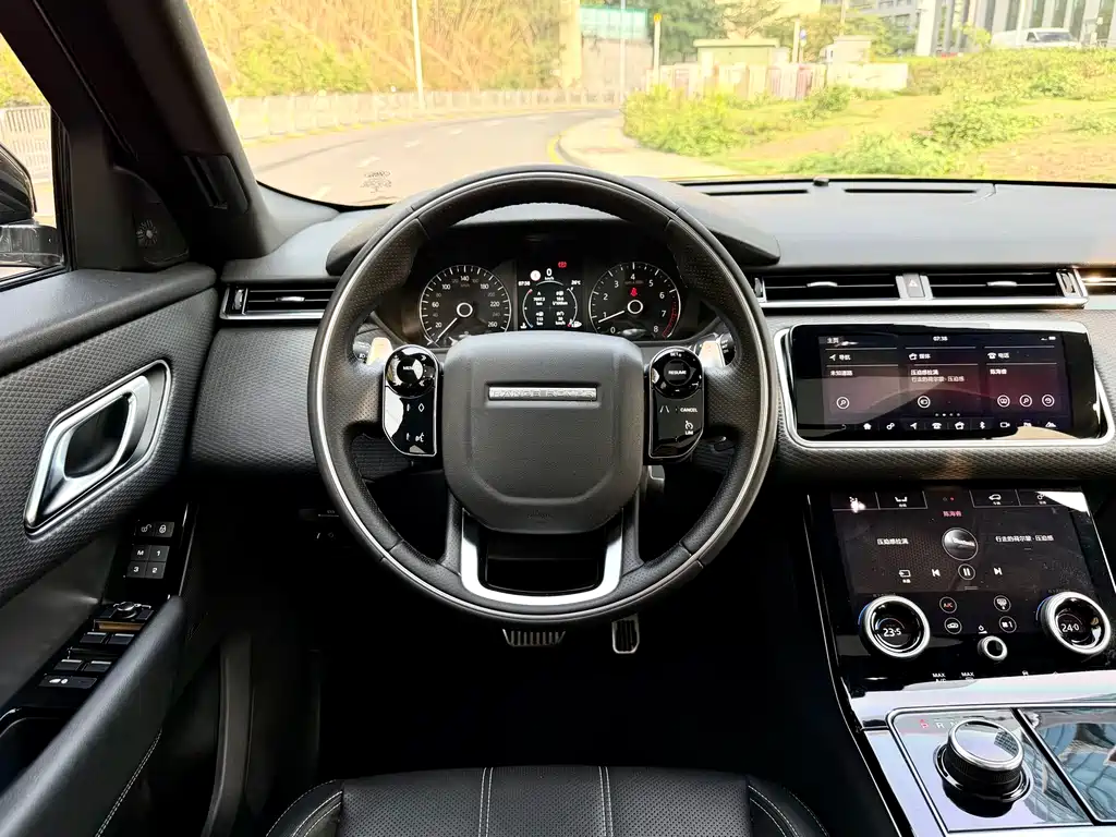Land Rover Velar 2019 — фото 14