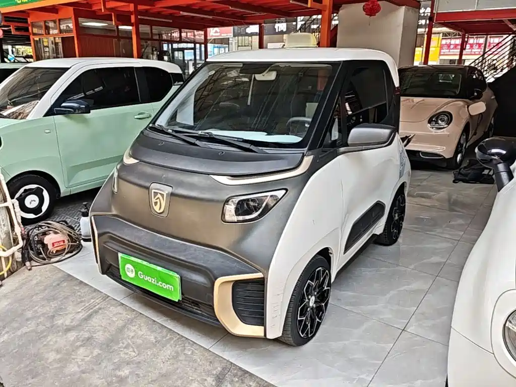 Baojun E200 2019 — фото 2