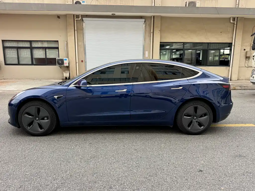 Tesla Model 3 2020 — фото 2