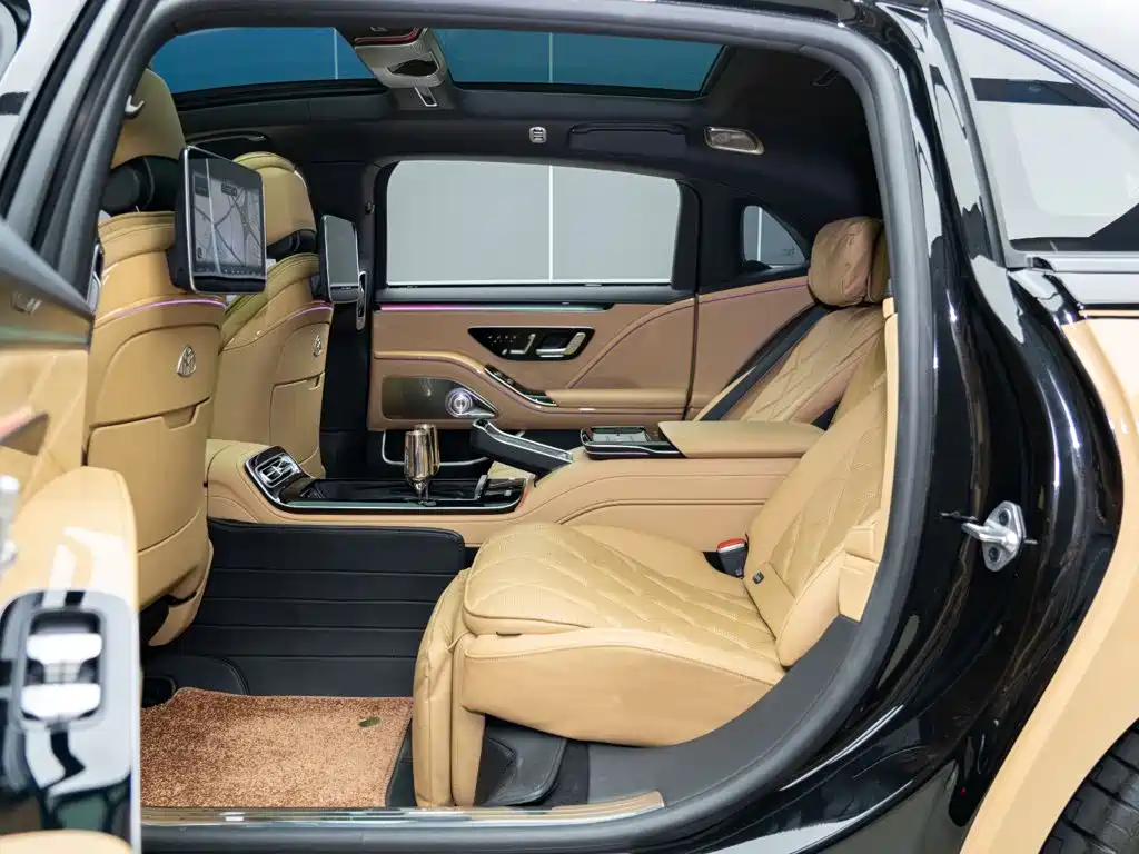 Mercedes-Benz Maybach S-Class 2023 — фото 14