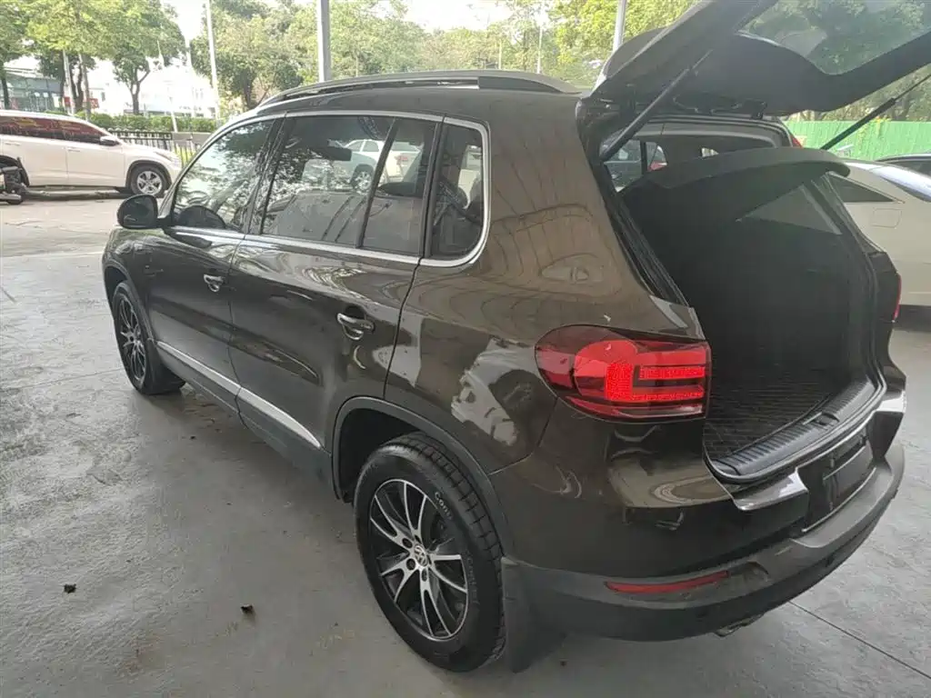 Volkswagen Tiguan 2015 — фото 5