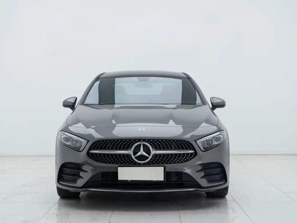 Mercedes-Benz A-Class 2022 — фото 2