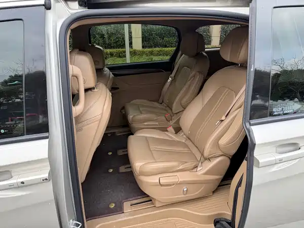 Buick GL8 2020
