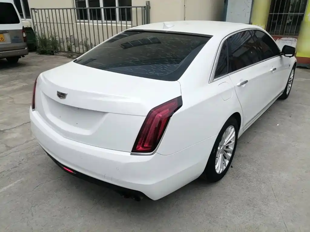 Cadillac CT6 2018 — фото 7