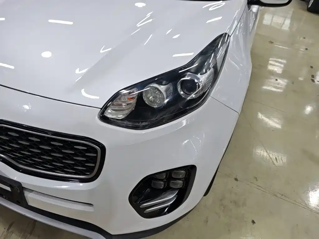 Kia KX5 2017 — фото 24