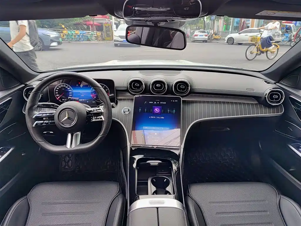 Mercedes-Benz C-Class 2022 — фото 10