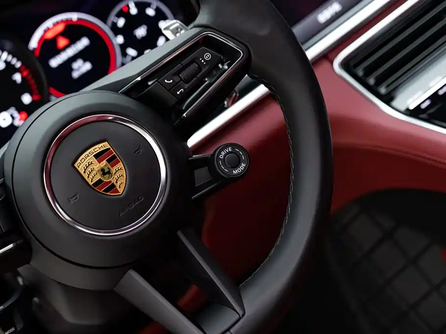 Porsche Panamera 2022 — фото 19