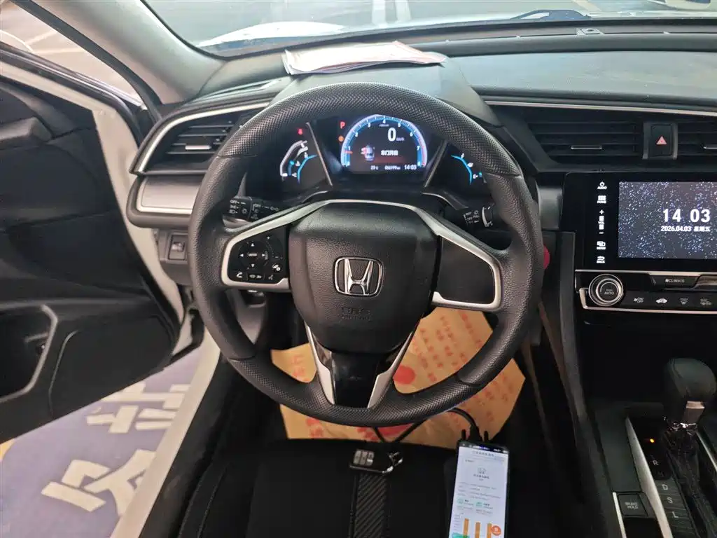 Honda Civic 2018 — фото 11