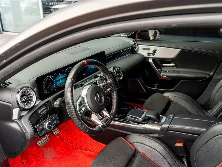Mercedes-Benz A-Class AMG 2022 — фото 11