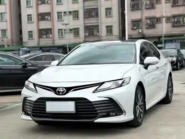 Toyota Camry 2021